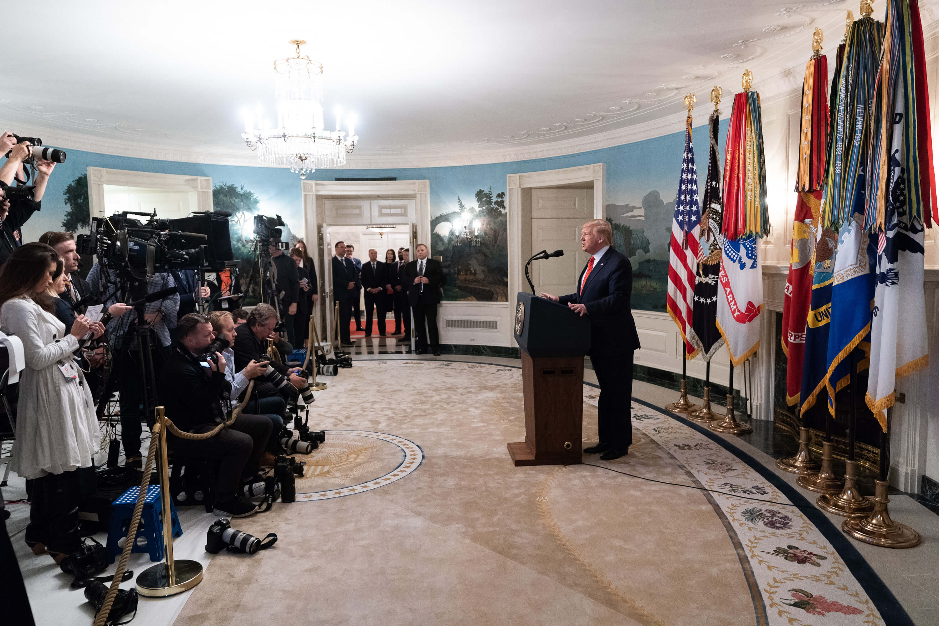 President Donald Trump announces details of the US Special Operations Forces Mission against ISIS Leader Abu Bakr al-Baghdadi on 26 October 2019. Official White House Photo by Shealah Craighead, WikiCommons.
