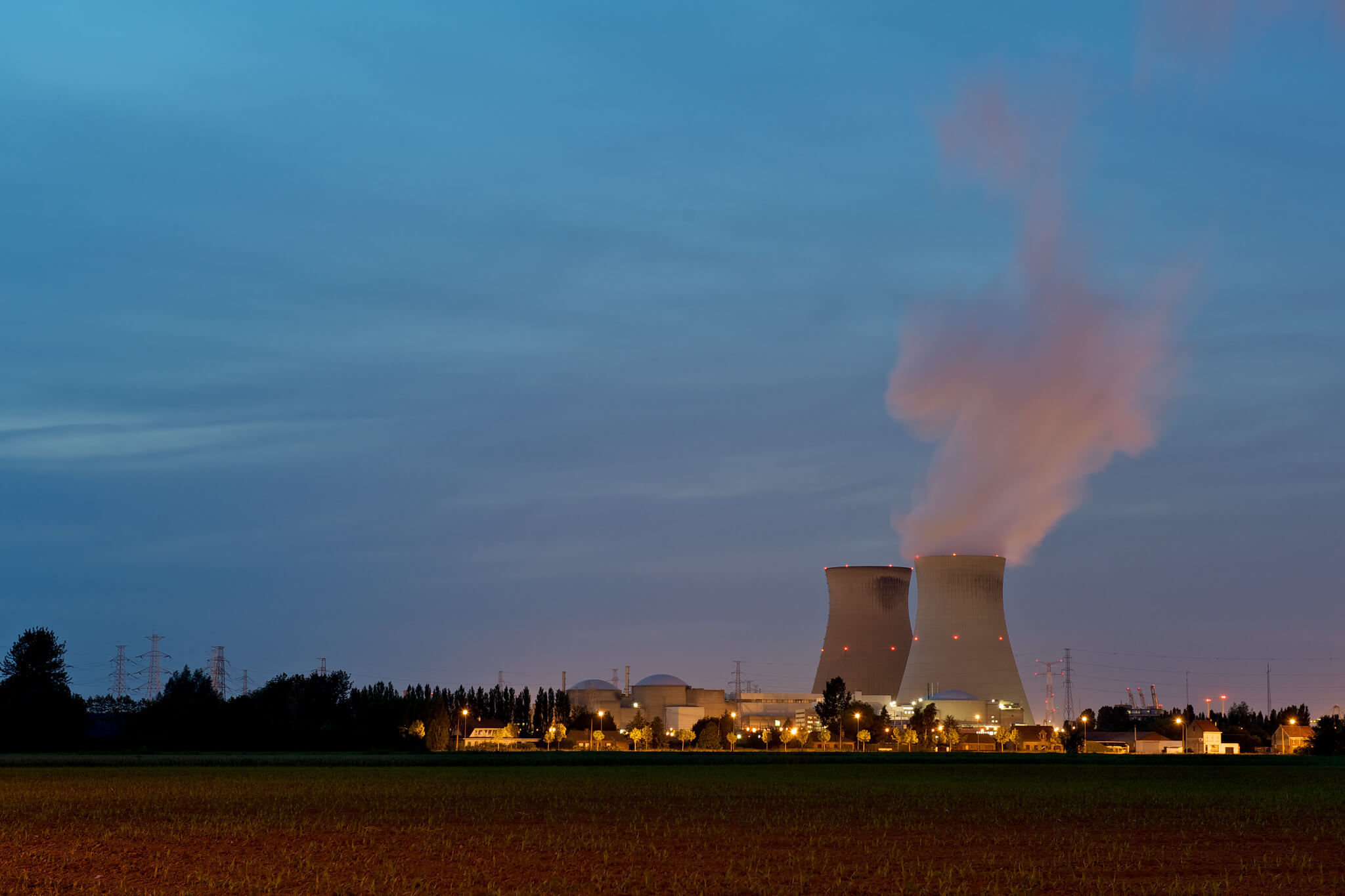 DeRijk - The nuclear power plant of Doel in Belgium in 2011. Next Generation Photo- Flickr