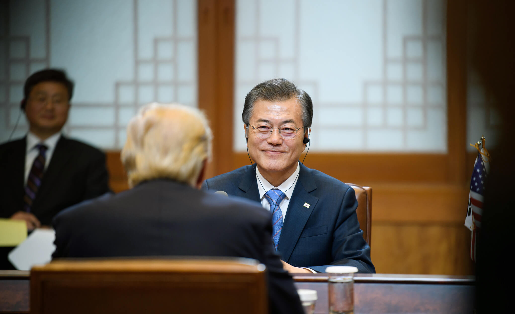 Zuid-Koreaans president Moon Jae-in en Donald Trump in Seoul in 2017 (8 nov 2017)-Flickr-Republic of Korea