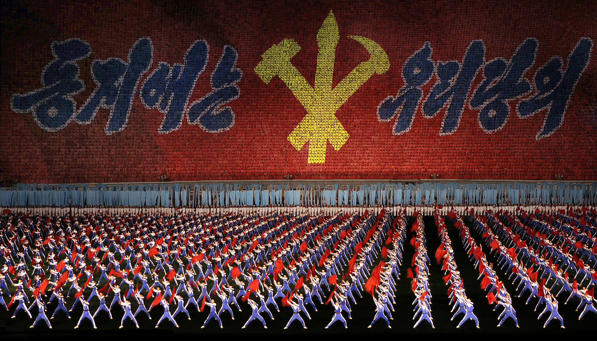 Mass games North Korea 2008-Flickr-mister addd