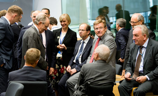 Minister van Financiën Johan Van Overtveldt tijdens een Eurogroep-bijeenkomst in juli 2015