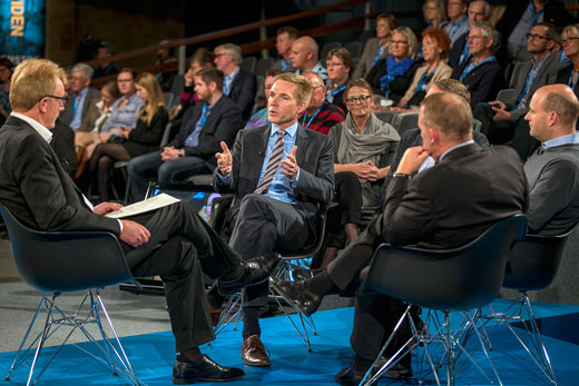 Danish People’s Party leader Thulesen Dahl explains during a debate how he would act in a Bourgeois government.