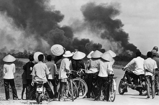 Na het echec van de Vietnamoorlog kon mensenrechtenbescherming als morele agenda liberalen en conservatieven in de door Vietnam diep verdeelde Amerikaanse politiek weer binden.