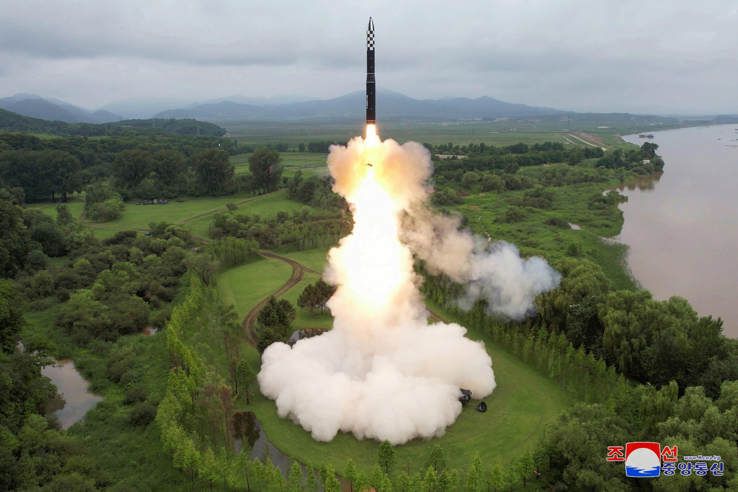 Lancering van de Hwasong-18 in Noord-Korea op 13 juli 2023. KCNA via Reuters
