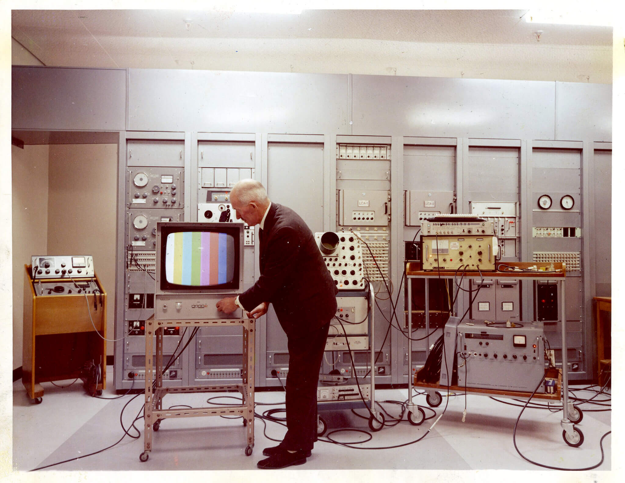 New Zealand’s first official television transmission was broadcast on Auckland’s Channel Two in 1960. Archives New Zealand - Flickr