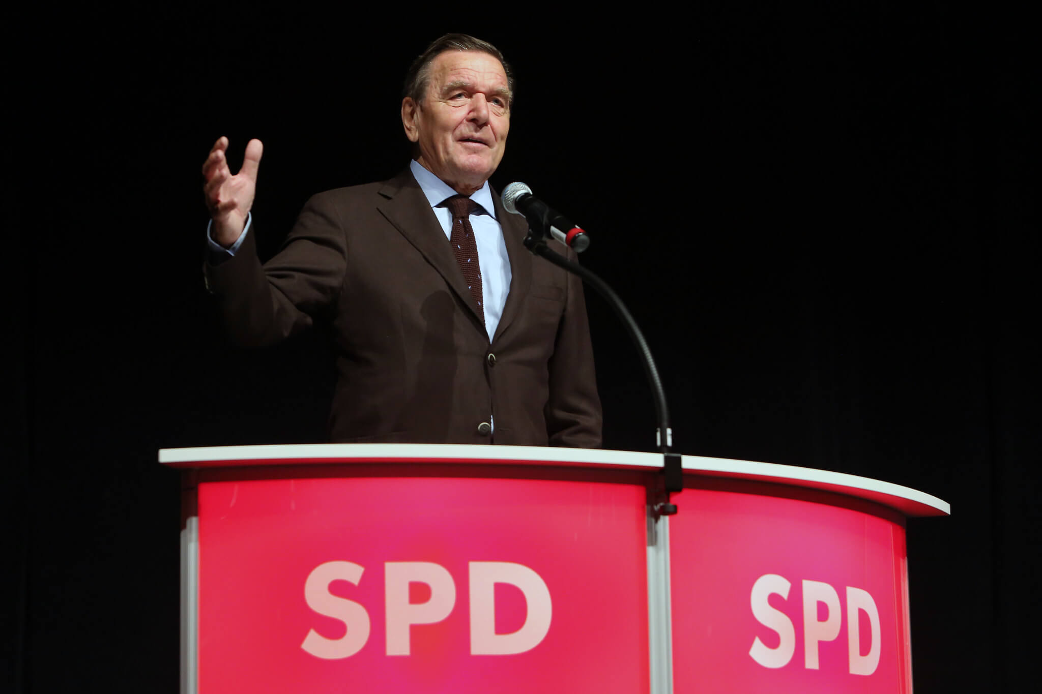 Current Nord Stream 2 board member Gerhard Schröder during a party conference in 2013. © Flickr / Tim Reckmann