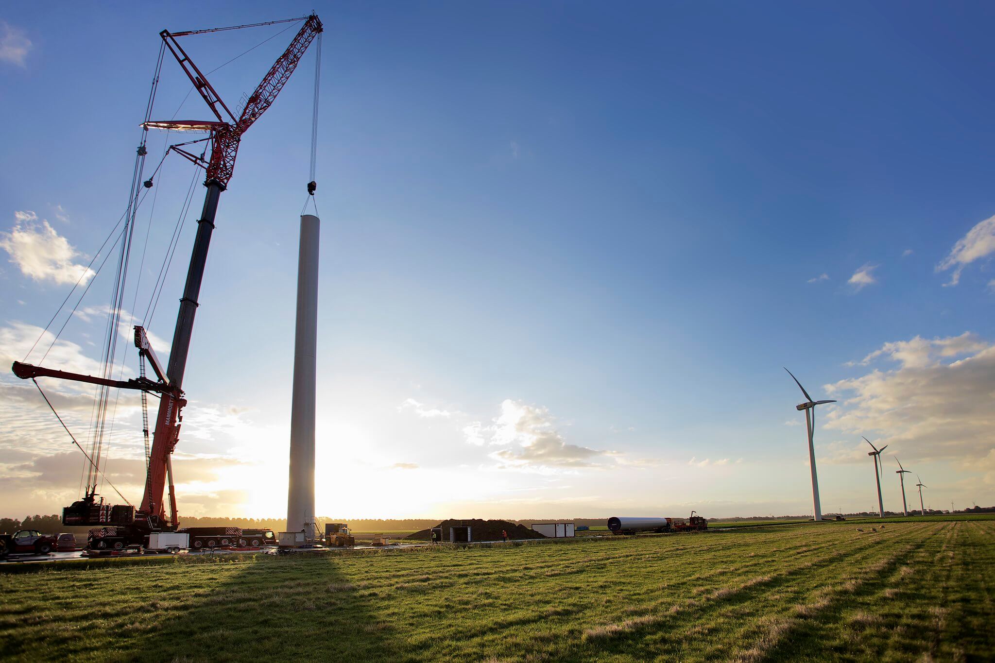 DeRijk- Construction of windmills in the Netherlands in 2010. Vattenfall Nederland - Flickr