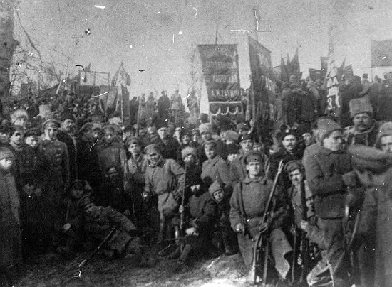 Drost - Bolsjewistische opstandelingen in Kiev in januari 1918. Wikimediacommons