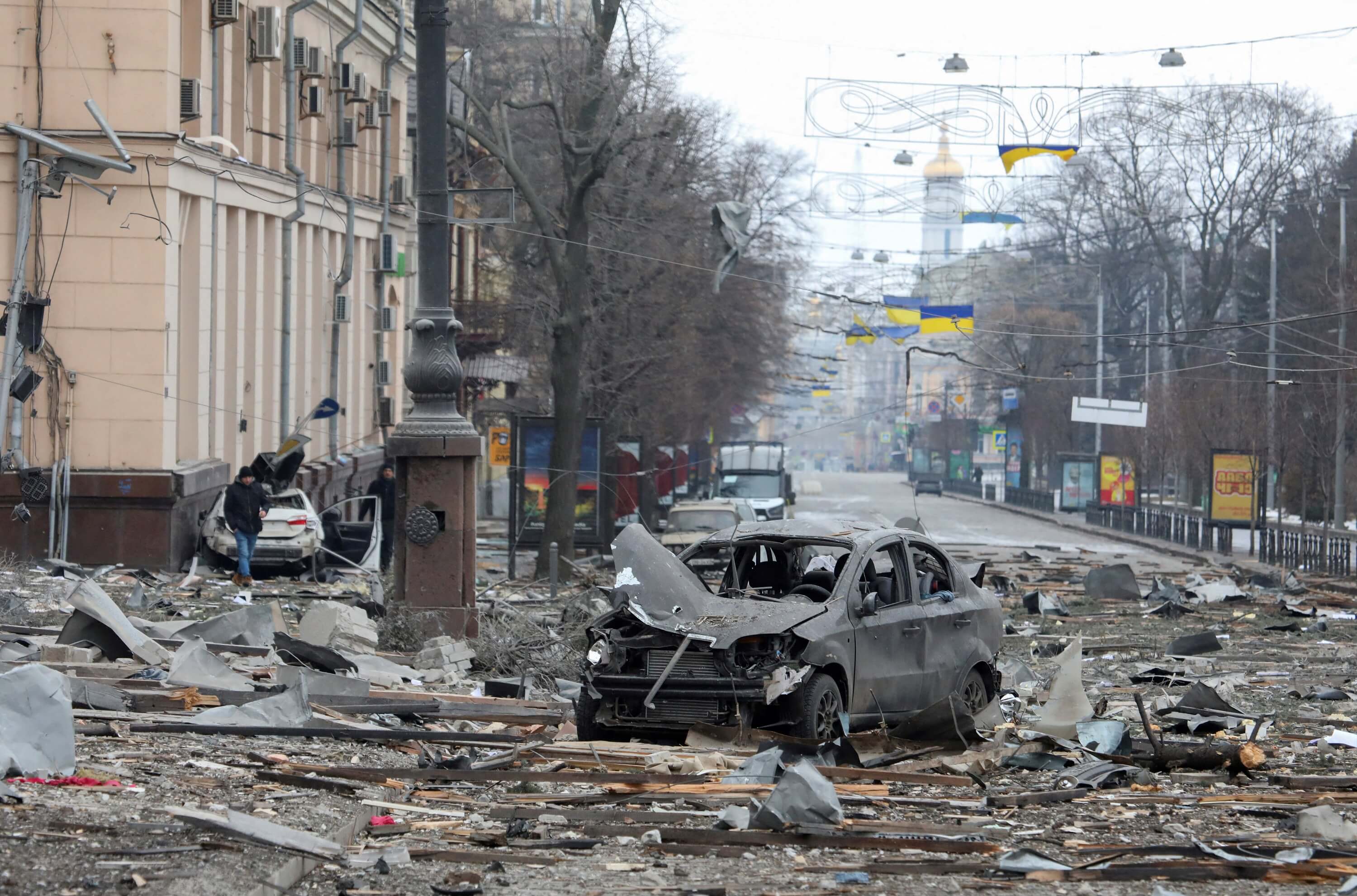 Holslag - Verwoestingen in de Oekraïnse stad Kharkiv op 1 maart 2022, dag zes van de Russische invasie. Reuters 