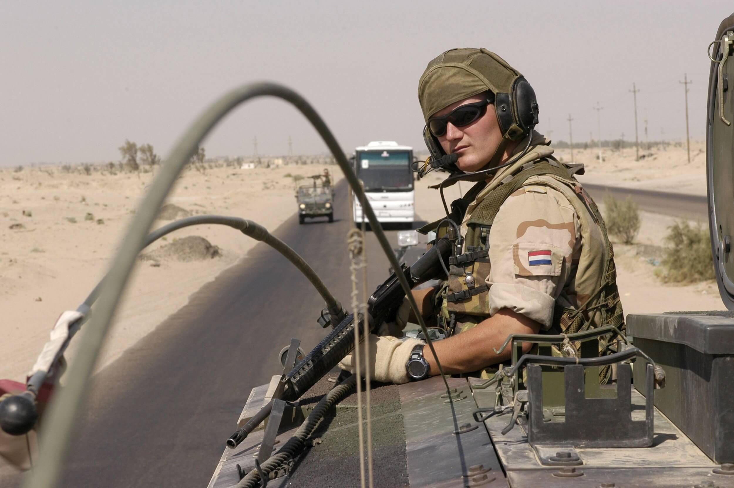 Konvooi van de Koninklijke Marine in Irak, 2004. © Ruud Mol/Koninklijke Marine