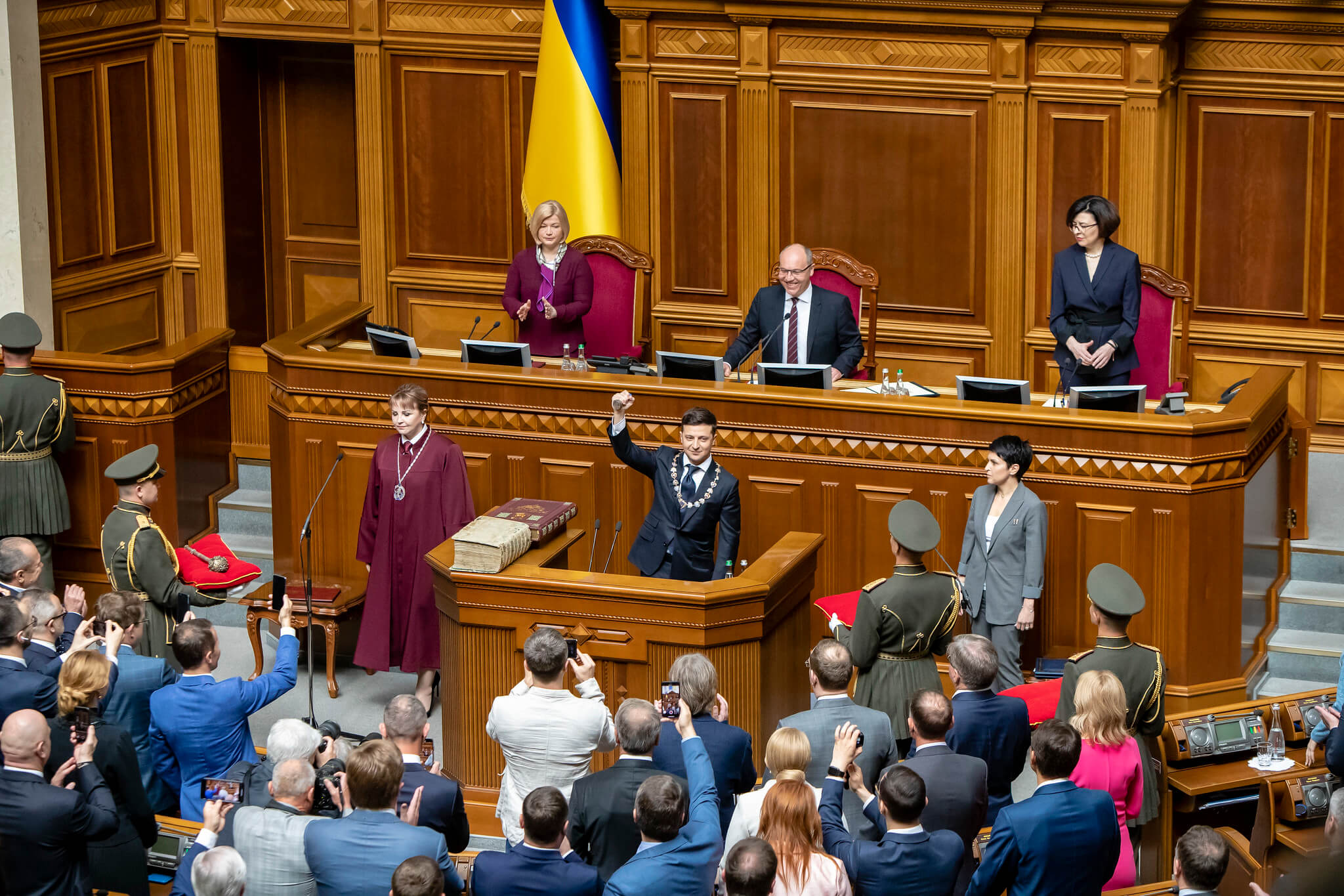 Klijn - Volodymyr Zelensky wordt op 20 mei 2019 in Kiev ingezworen als president van Oekraïne. U.S. Embassy Kyiv Ukraine