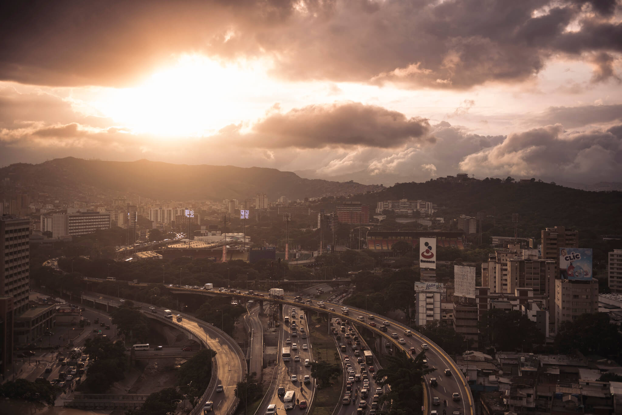 Caracas is nu de meest gewelddadige stad ter wereld (als het gaat om landen die niet in oorlog zijn), met 120 moorden per 100.000 inwoners. Bron: Eneas De Troya / Flickr.