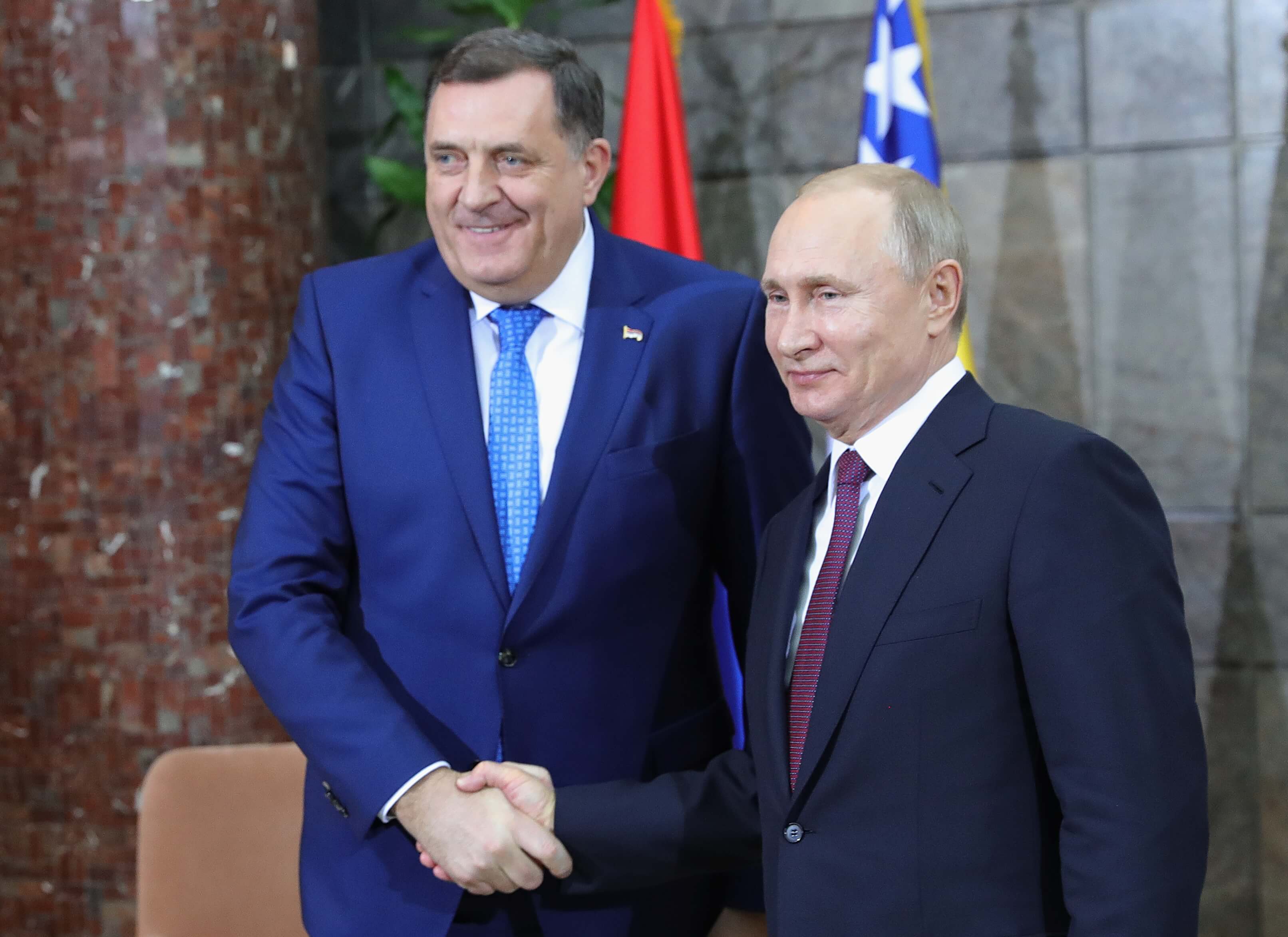 Mujanovic - Russian President Vladimir Putin with Milorad Dodik in Belgrade, Serbia in 2019. Reuters
