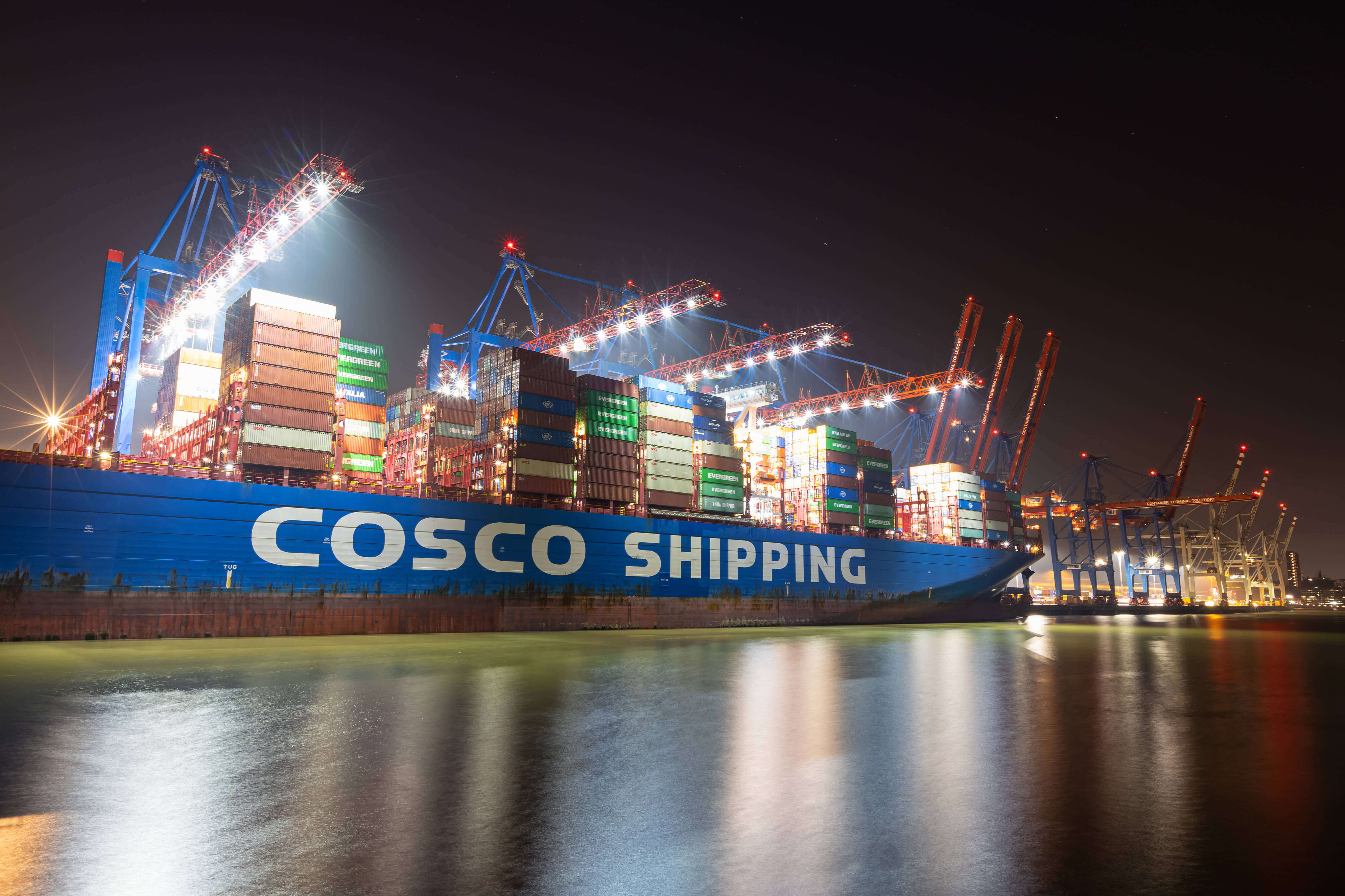 Okano-Heijmans-Chinees containerschip in de haven van Hamburg in oktober 2022. Reuters