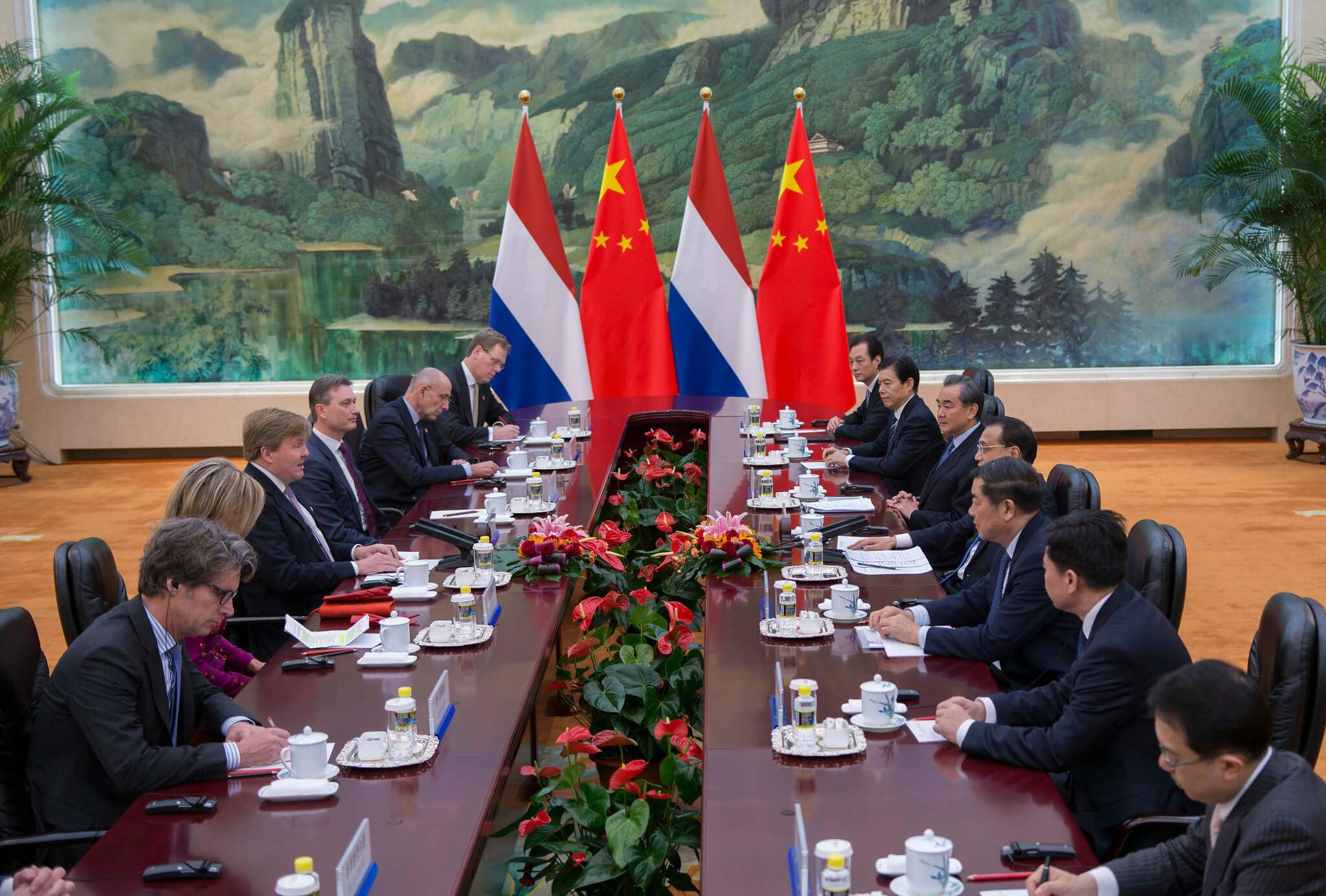Koning Willem-Alexander en Hare Majesteit Koningin Maxima brengen op uitnodiging van president Xi Jinping van de Volksrepubliek China een werkbezoek aan China in februari 2018 - Ministerie van Buitenlandse Zaken