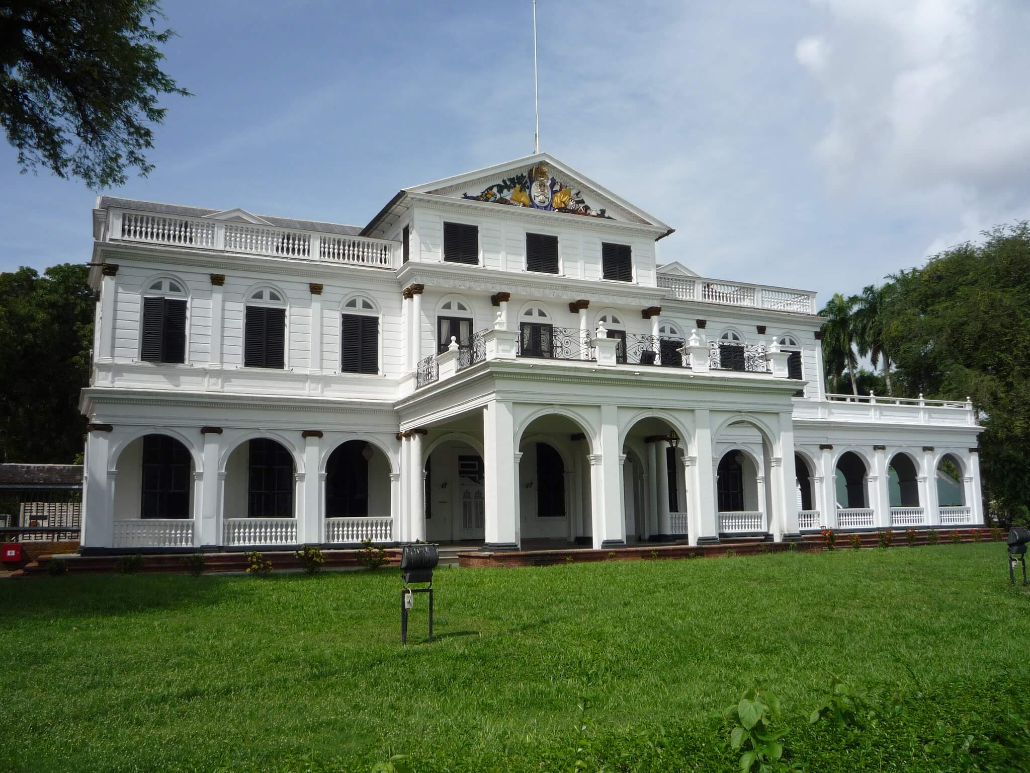 Het presidentieel paleis van Suriname in Paramaribo. © RNW Media / Flickr.