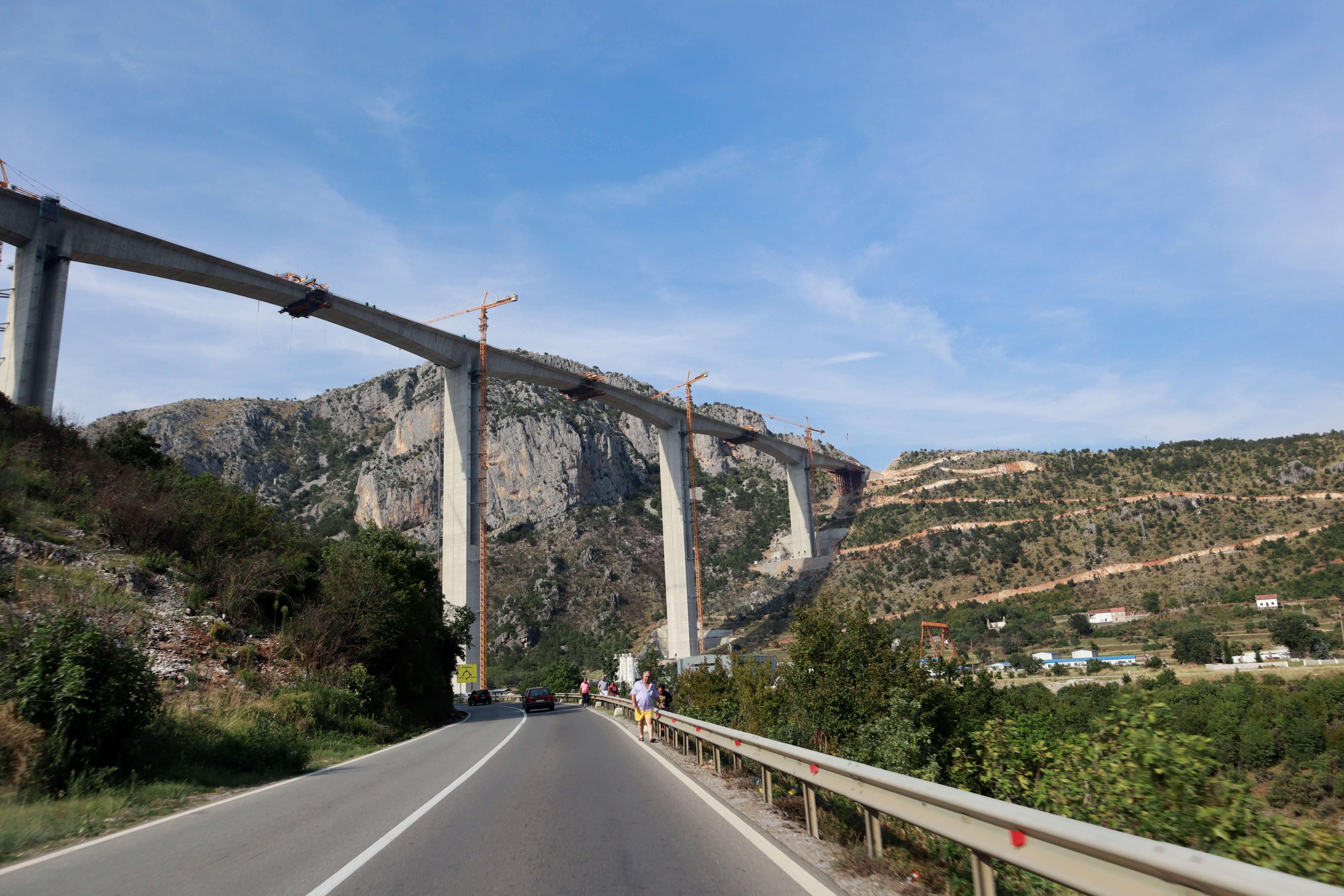 Sosic - Moračica bridge over the Morača river, part of the new highway Bar-Boljare in Montemegro (2019). Wikimediacommons