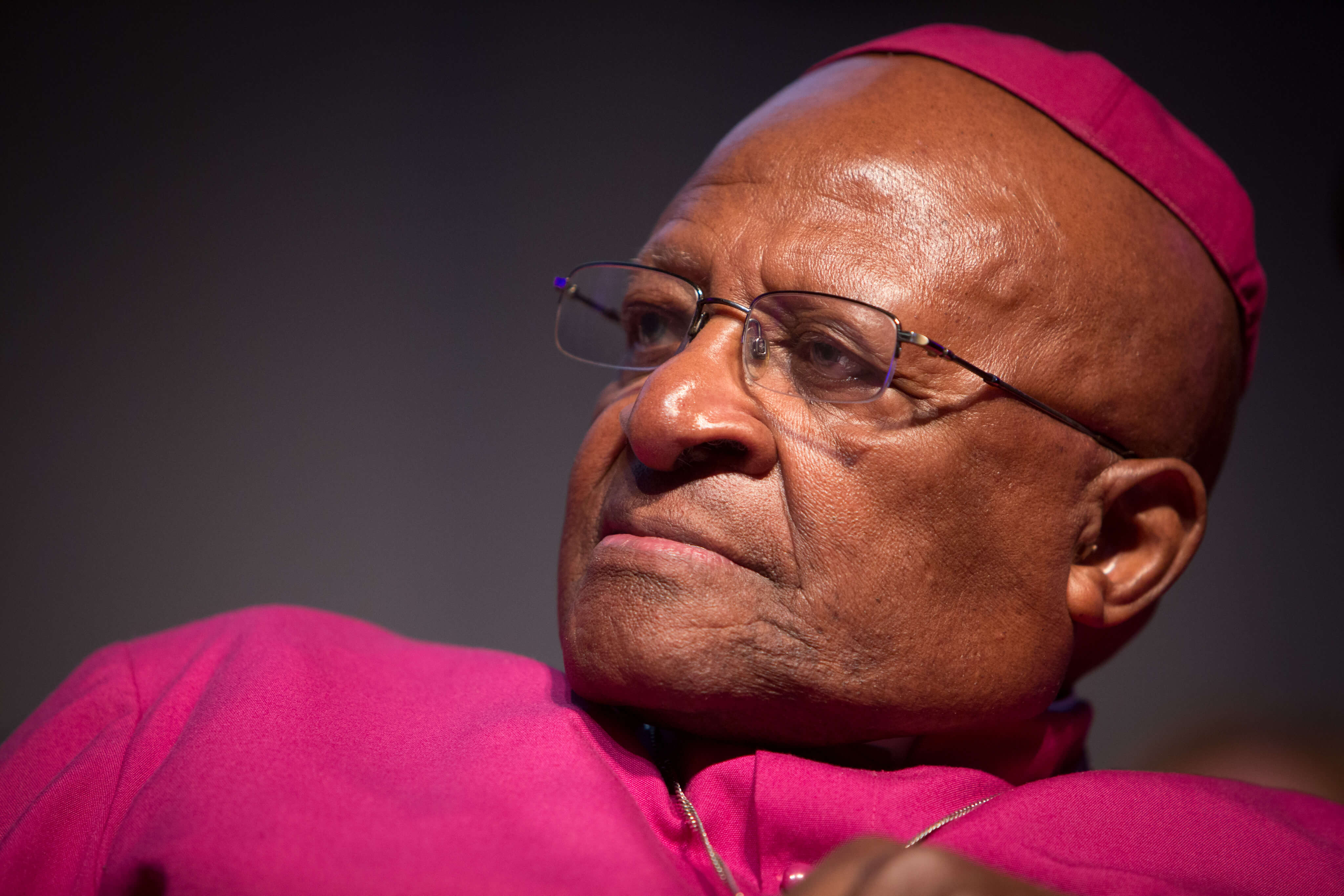 Desmond Tutu, leider van de Waarheids- en Verzoeningscommissie. © Flickr / Bokmässan.