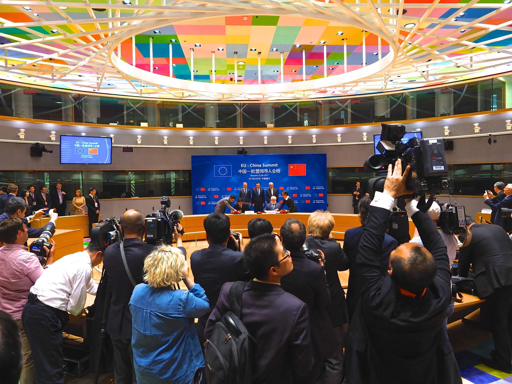 Media-aandacht voor de EU-China-top in 2017. © Flickr / European Council President