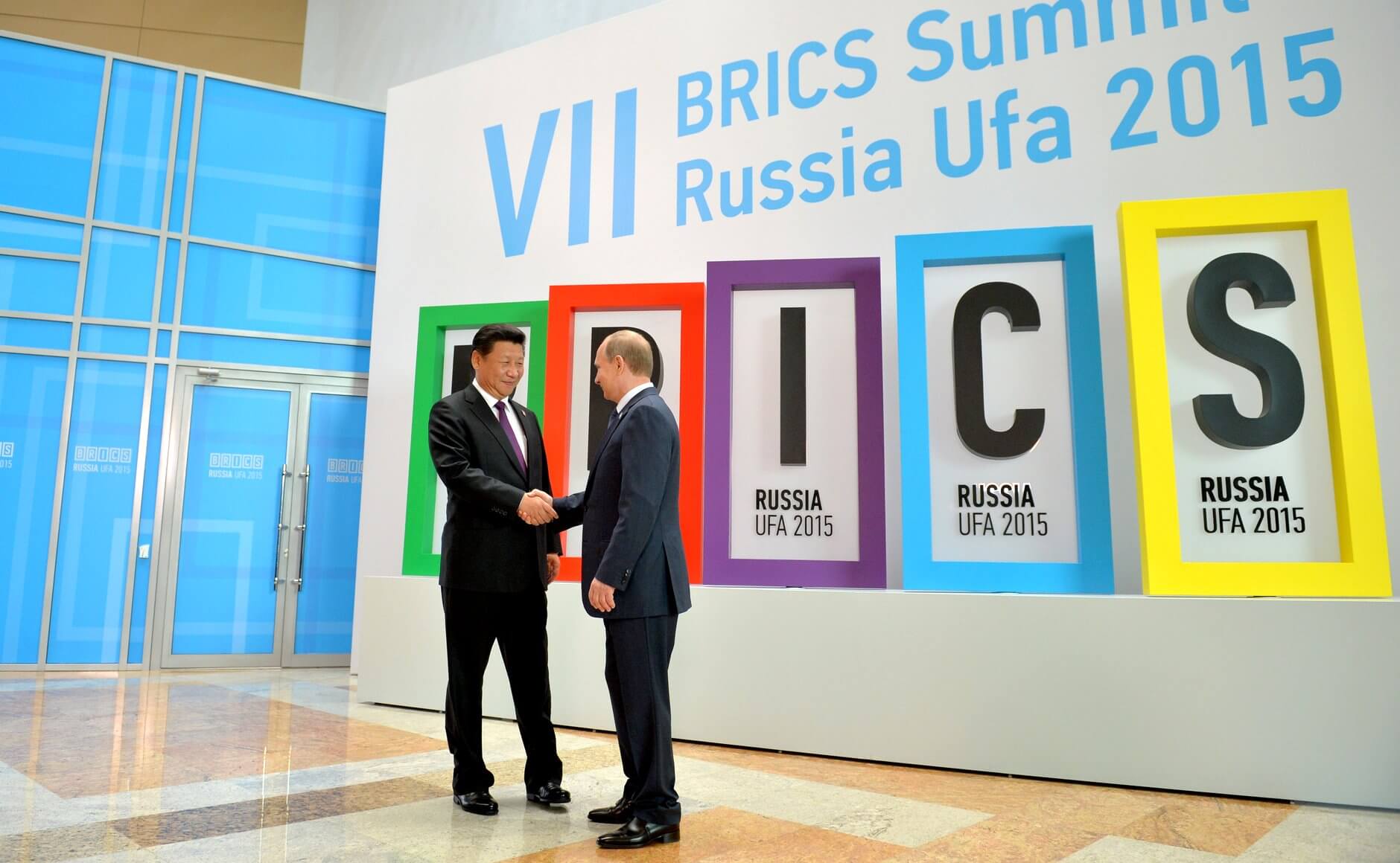 Putin and Jinping at BRICS summit 2015