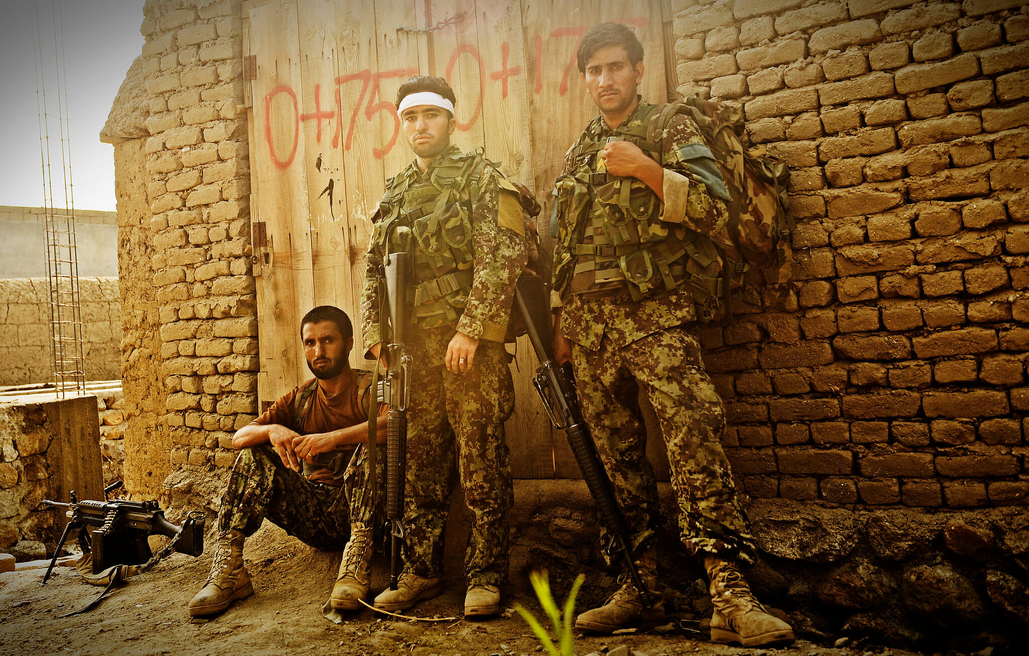 Versteeg - Afghaanse militairen op patrouille in 2011. DVIDSHUB - Flickr