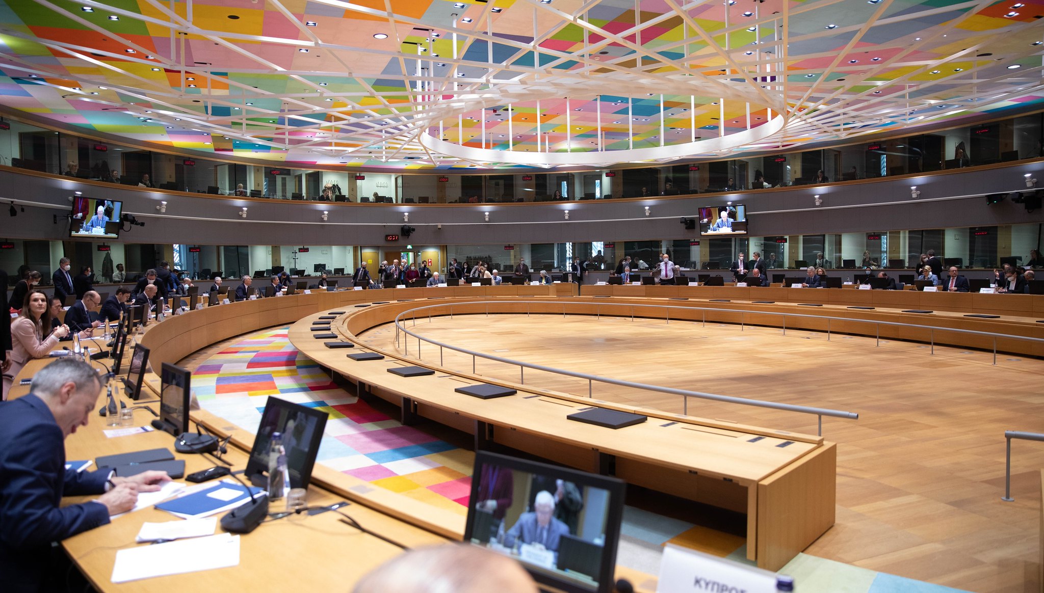 Speciale bijeenkomst van buitenlandministers in de Raad van de Europese Unie na de Russische invasie van Oekraïne, Brussel, 4 maart 2022. © NATO via Flickr