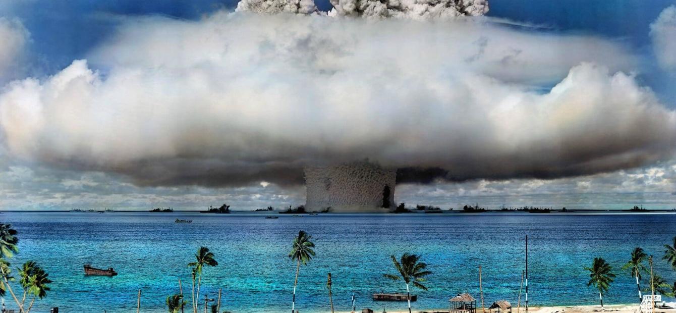 Will humans and/or machines save us from nuclear doomsday?