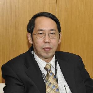 Shi Yinhong